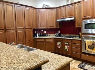 5707 Kevin Winters St, Las Vegas, NV 89120