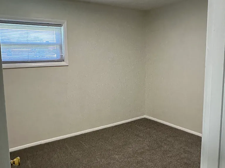 4826 Swallow Rd — Photo 14