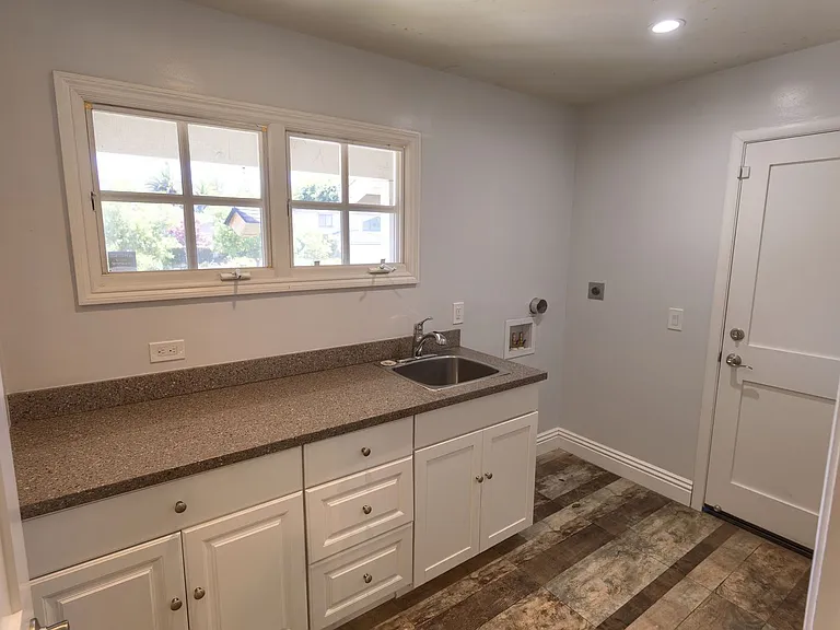6948 Bret Harte Dr — Photo 22