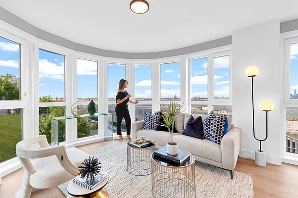 Rented by Compass | media 12