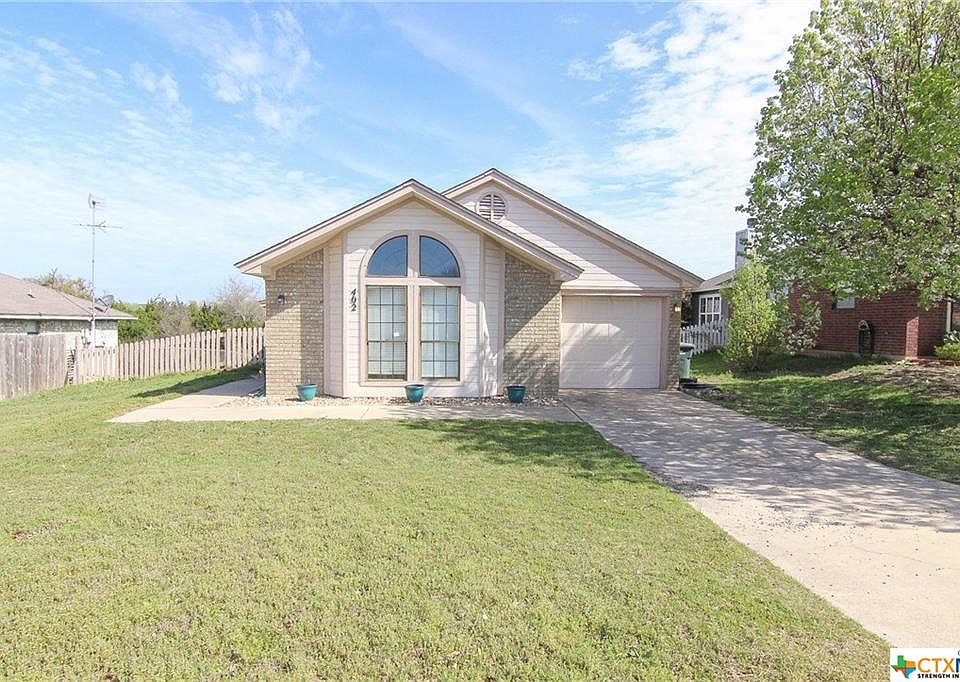 1st image of 402 Pinto Dr