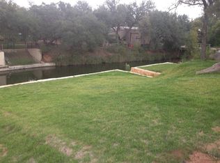 102 Casey Dr, Kingsland, TX 78639