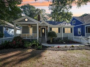 910 E Lake Dr, Decatur, GA 30030