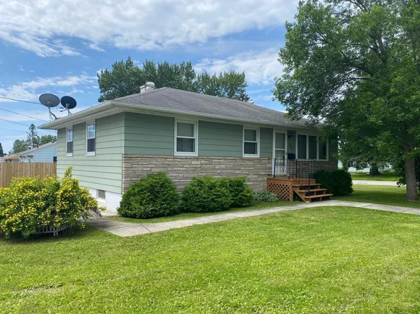 700 3rd St N, Biwabik, MN 55708