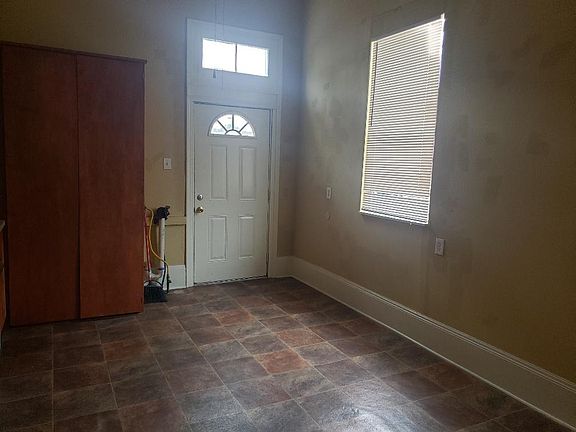 2nd image of 1501 Clouet St #1501