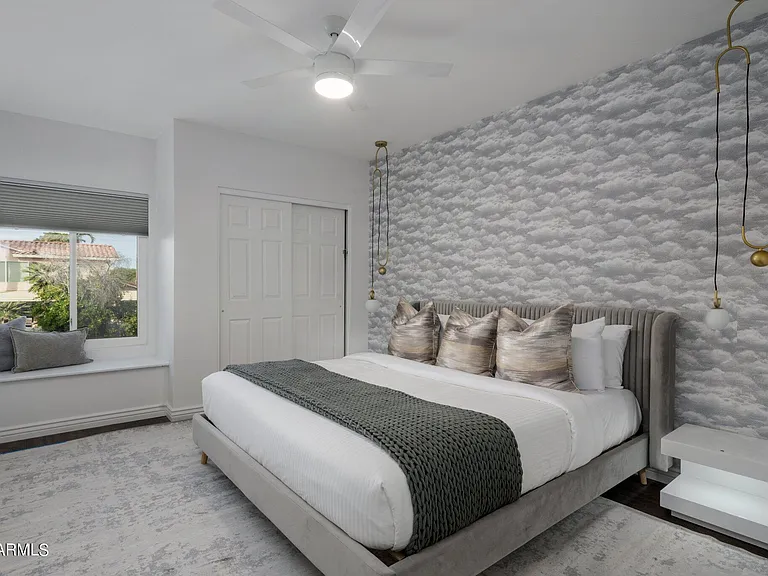 5408 E Kelton Ln — Photo 20
