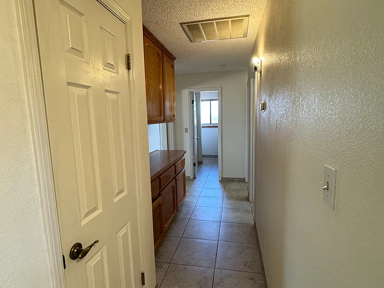 9224 Greenwood Ave — Photo 12