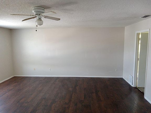 5th image of 13010 Prairie Meadows Dr
