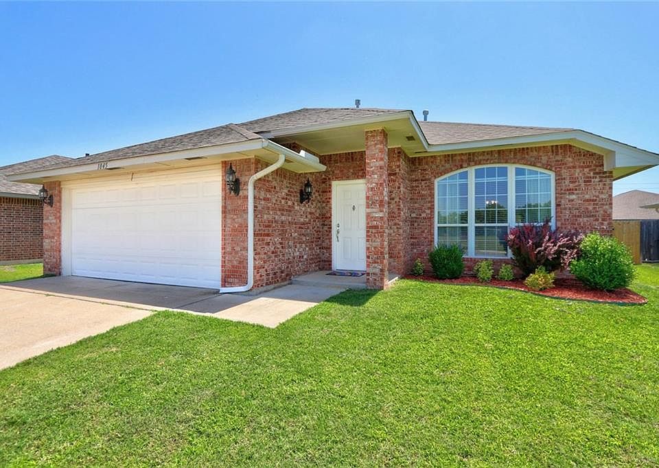 1st image of 1845 Creekside Dr