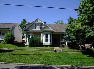 206 W North St, Grayville, IL 62844