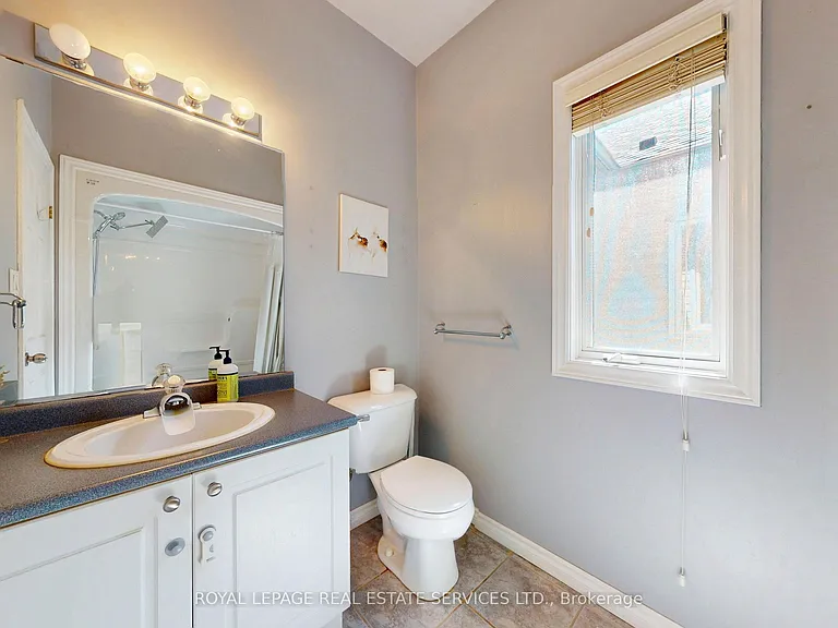 65 Morwick Dr — Photo 26