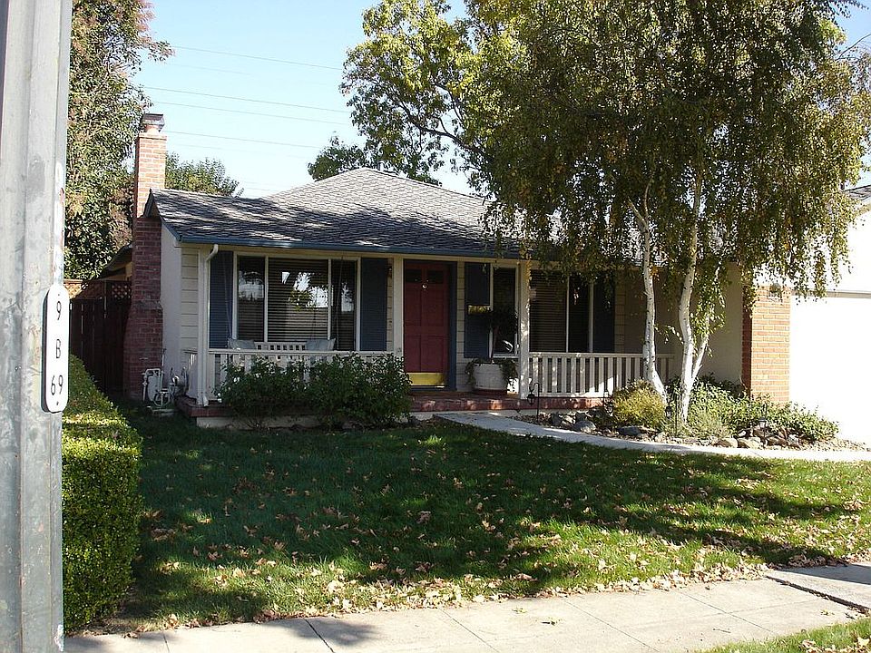 1st image of 1127 Parkington Ave