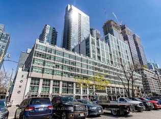 350 Wellington St W #203, Toronto, ON M5V3W9