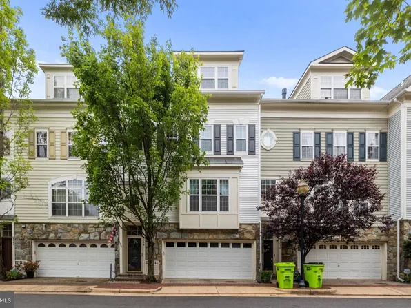 5068 Kilburn St, Alexandria, VA 22304