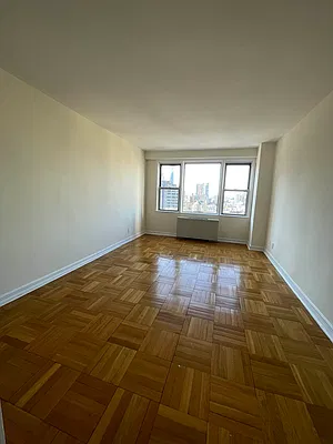 Rented by Bond New York | media 5