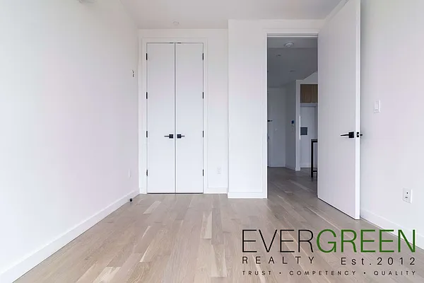 Rented by Pinn Realty | media 8