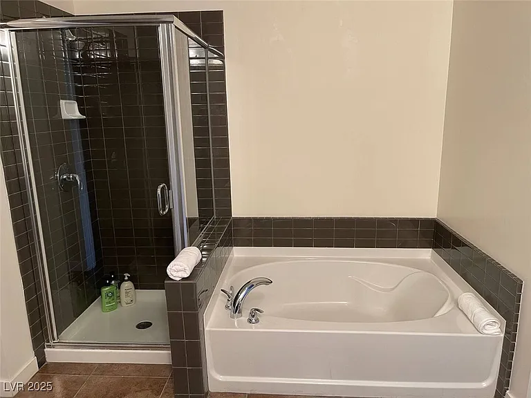 353 Bonneville Ave #205 — Photo 14
