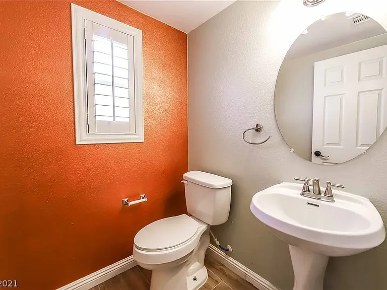 8101 Peach Flare St — Photo 35