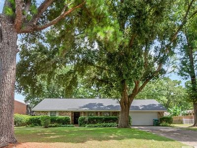 4 Confederate Dr S, Spanish Fort, AL, 36527