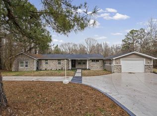 10464 E Holmes Rd, Collierville, TN 38017