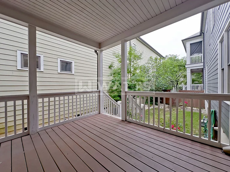 216 Hawthorn St — Photo 14