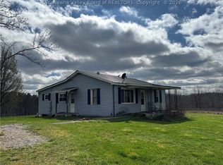 358 Cemetery Rd, Red House, WV 25168