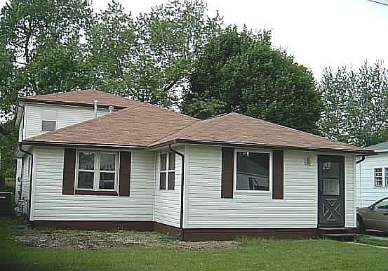 Spacious 4 BR,2 bath.