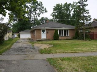 806 E Irving Park Rd, Itasca, IL 60143