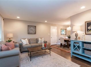 6127 Buena Vista St, Fairway, KS 66205