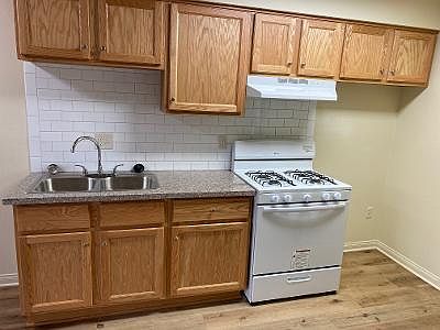 4th image of 7627 Laurel Canyon Blvd APT 203