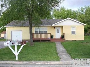 307 S Lorien St, Concordia, MO 64020