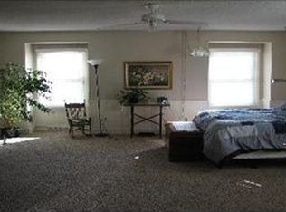 9461 W Jewell Pl, Lakewood, CO 80227