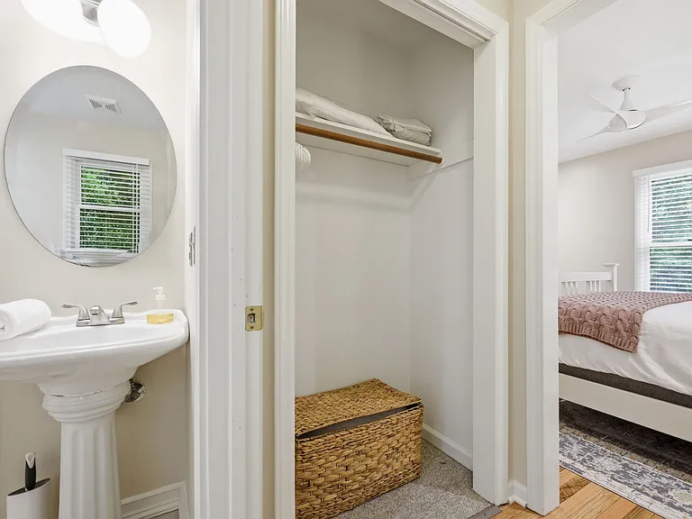 1502 Hollywood St — Photo 26