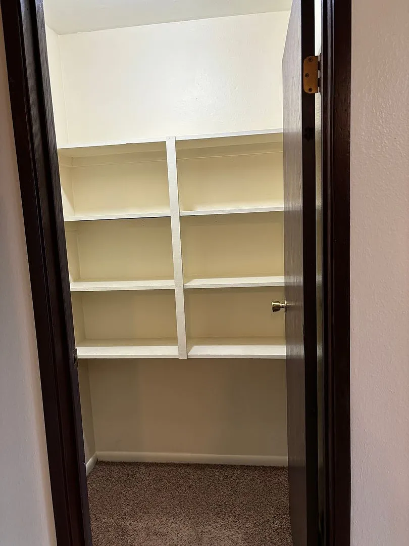21st Ave 1552-SB — Photo 4