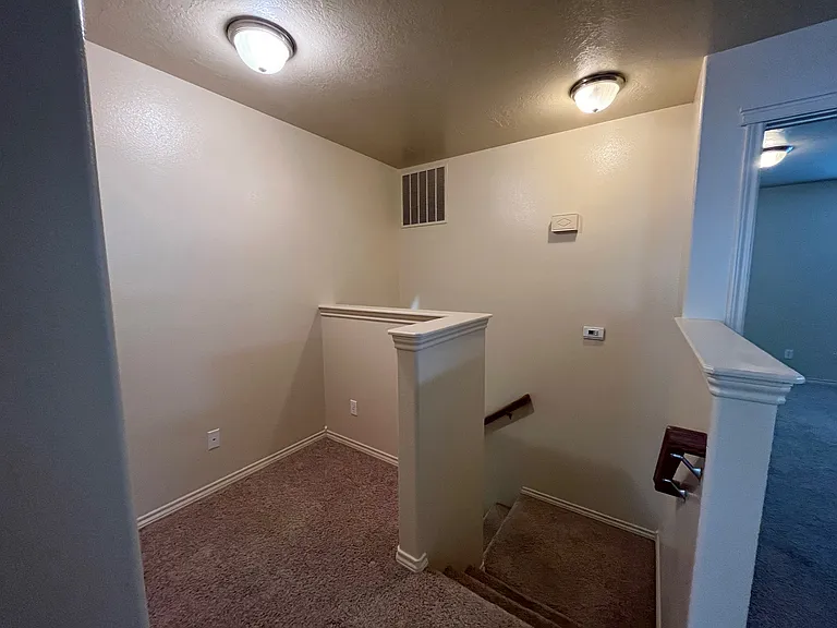 899 W Ashby Dr — Photo 12