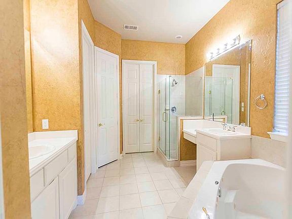 5th image of 2202 Graystone Ct