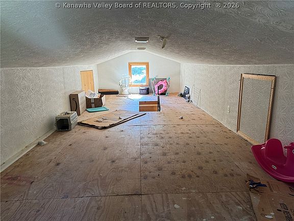 11th image of 2297 Sissonville Dr