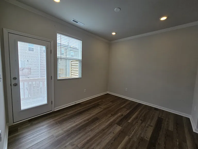 3004 Honeymyrtle Ln — Photo 17