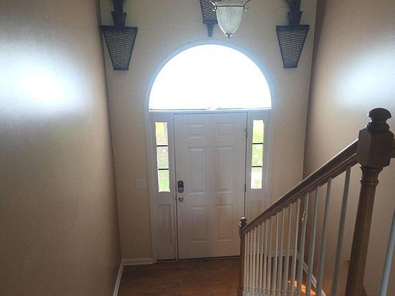 2nd image of 5774 Colonnade Dr