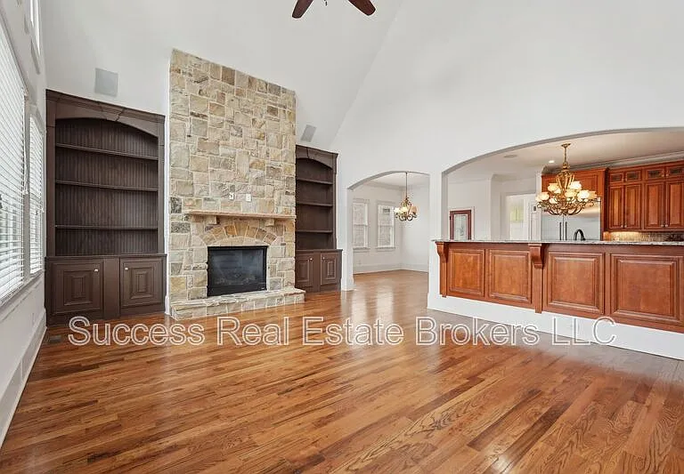 343 Summer Garden Dr — Photo 20