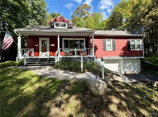 423 N Orchard Rd, Syracuse, NY 13209