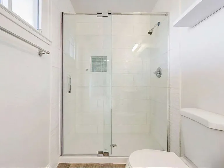 1516 Oscar St — Photo 8