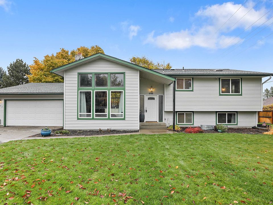 1st image of 2027 E 56th Ave