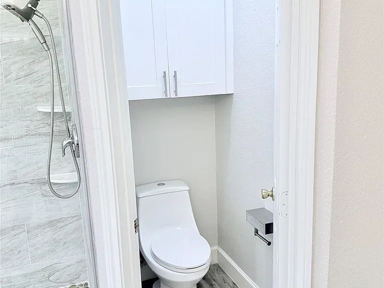 5711 Silver Bay Ct — Photo 19