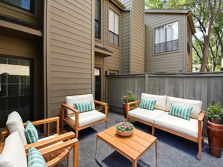 9400 Doliver Dr #56 — Photo 4