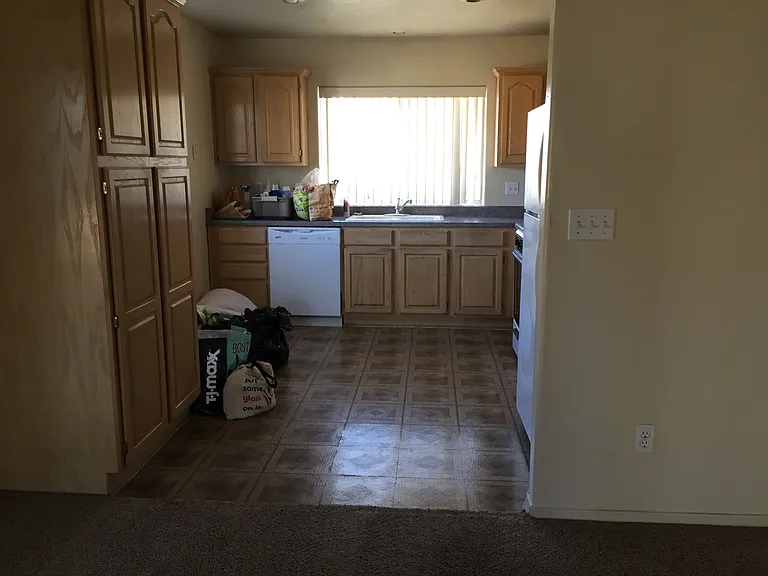 2930 N Superstition Ln #B — Photo 3