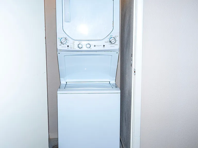 1801 Glenwick Ln #1 — Photo 5