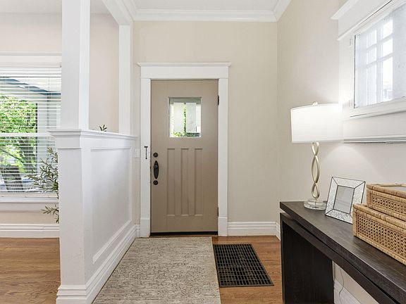 5th image of 103 Watson Ct