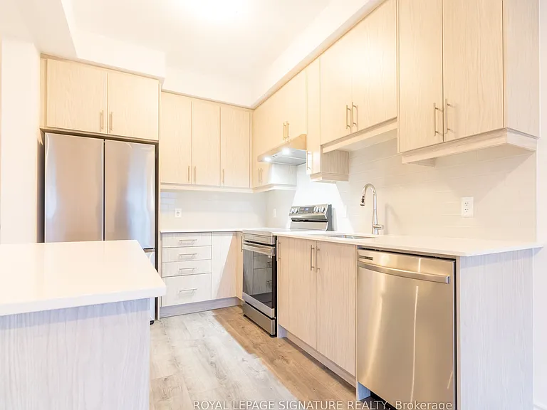 61 Soho St #10 — Photo 11