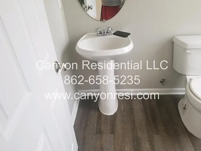 103 Dormont Dr NE — Photo 18